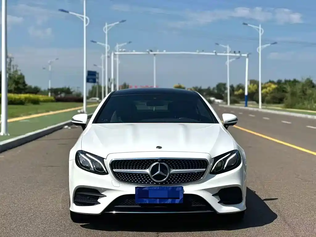Mercedes-Benz E-Class (Import) — миниатюра 3