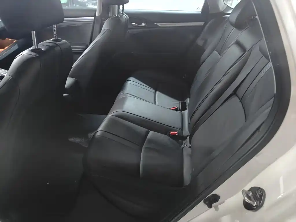 Honda Civic — миниатюра 5