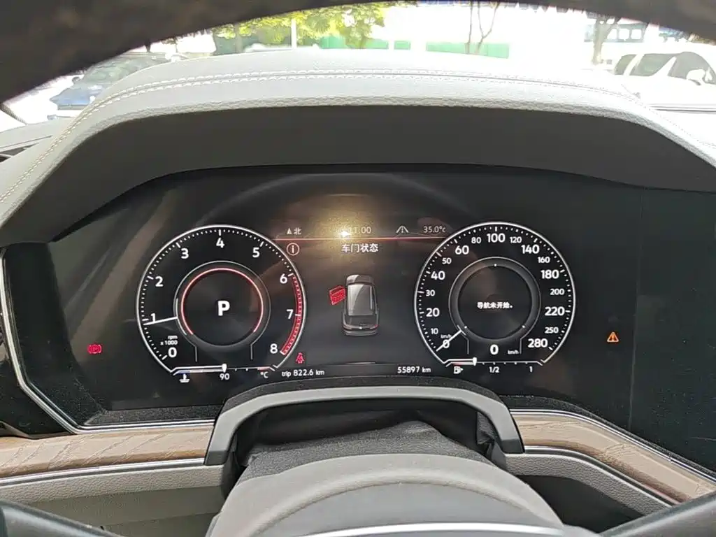 Volkswagen Touareg — миниатюра 12