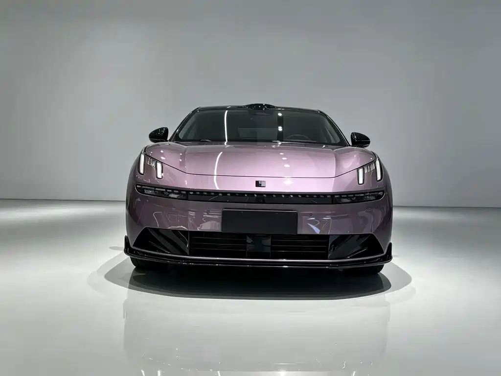 Lynk & Co 10 — миниатюра 2
