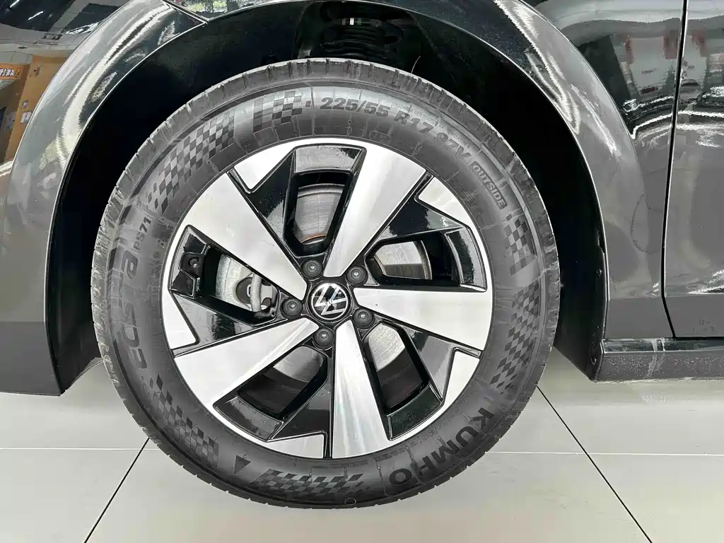 Volkswagen Magotan 2024 300TSI DSG Premium
