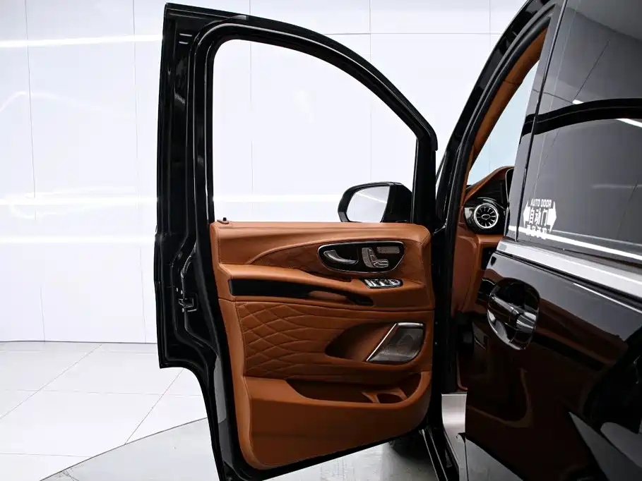 Mercedes-Benz Vito — миниатюра 12