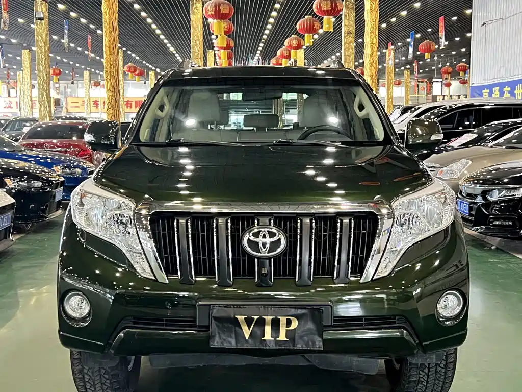 Toyota Land Cruiser Prado 2014 2.7L AT Standard
