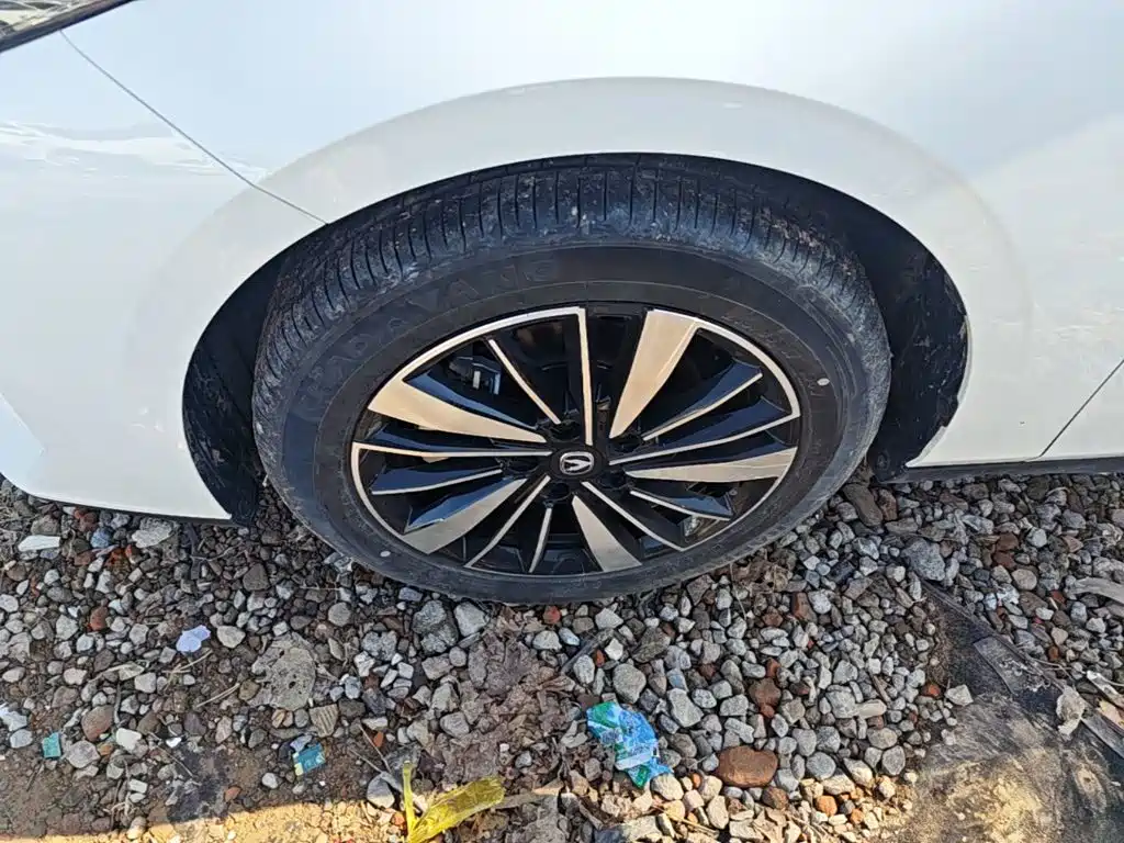Changan Eado PHEV — миниатюра 23