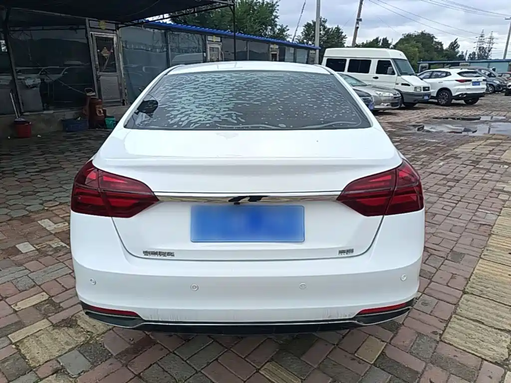 Geely Emgrand — миниатюра 6