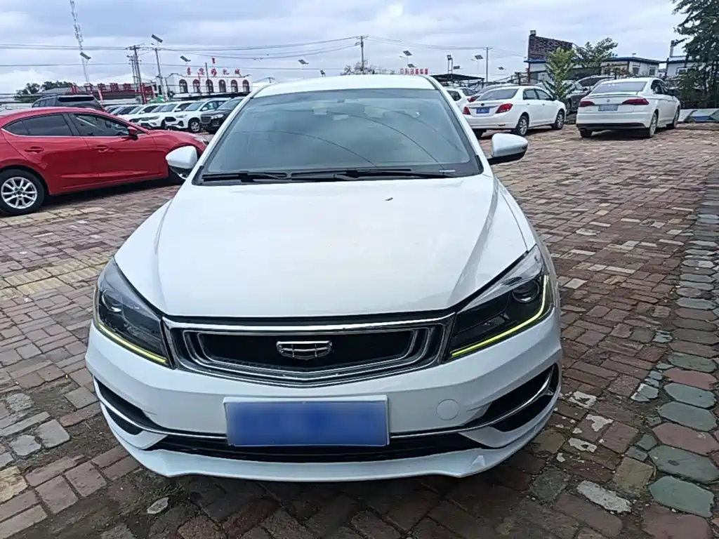 Geely Emgrand — миниатюра 3