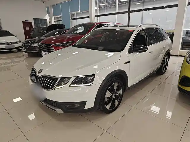 SKODA OCTAVIA 2018