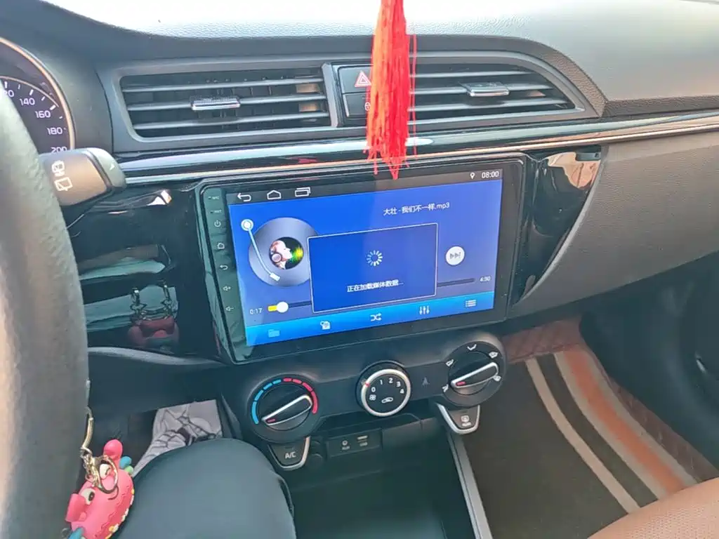 Kia KX Cross — миниатюра 13