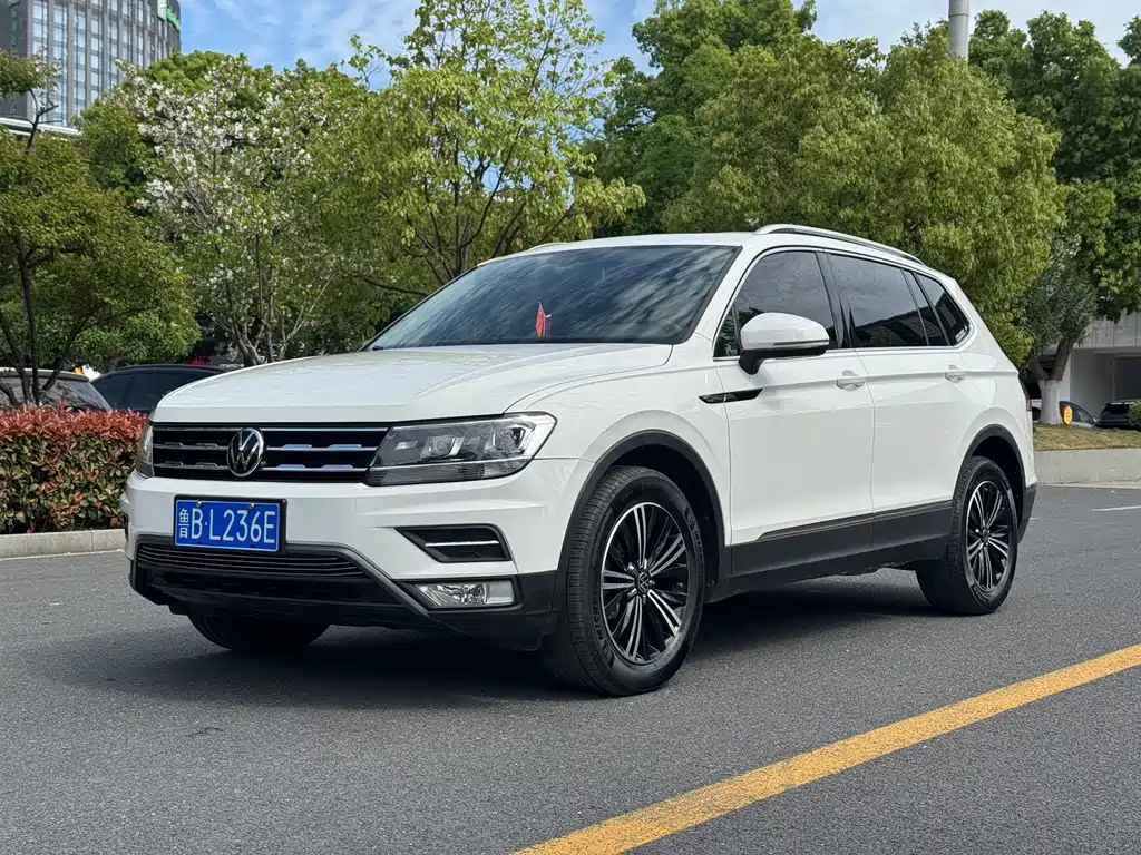 Volkswagen Tiguan L 2021