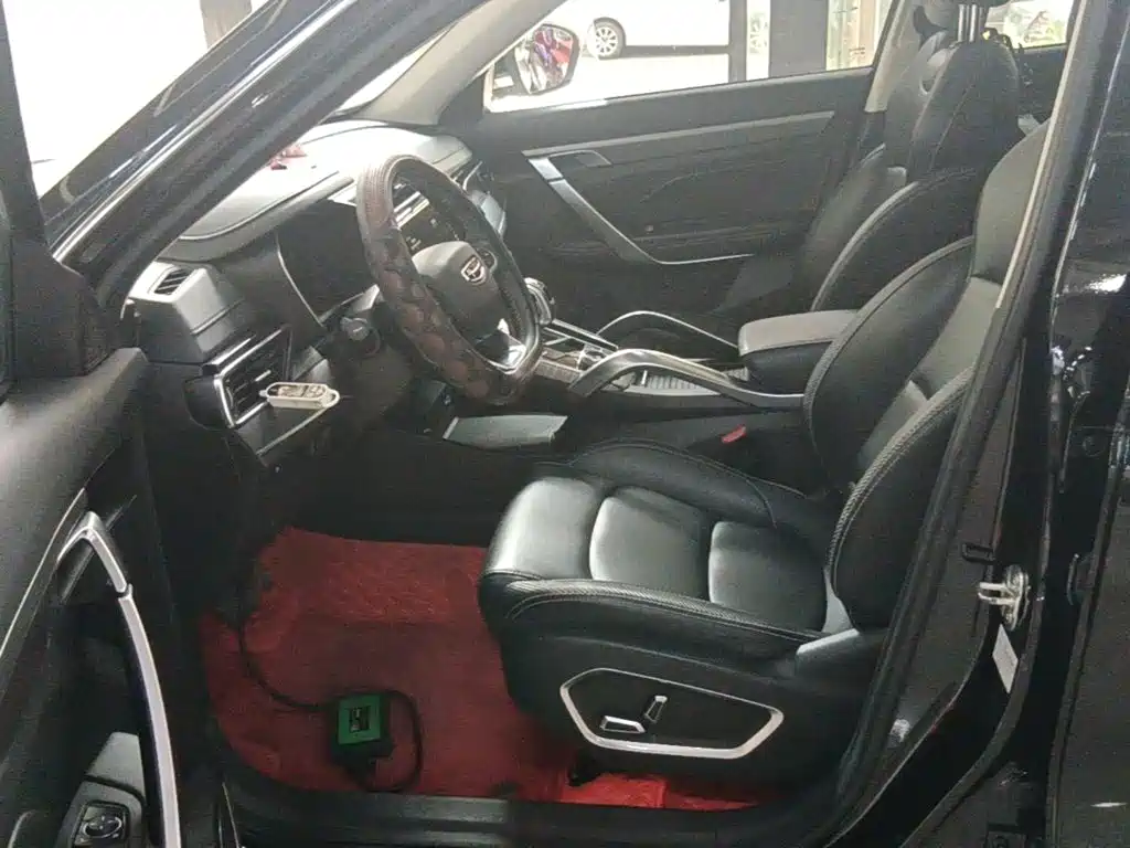 Geely Boyue — миниатюра 15
