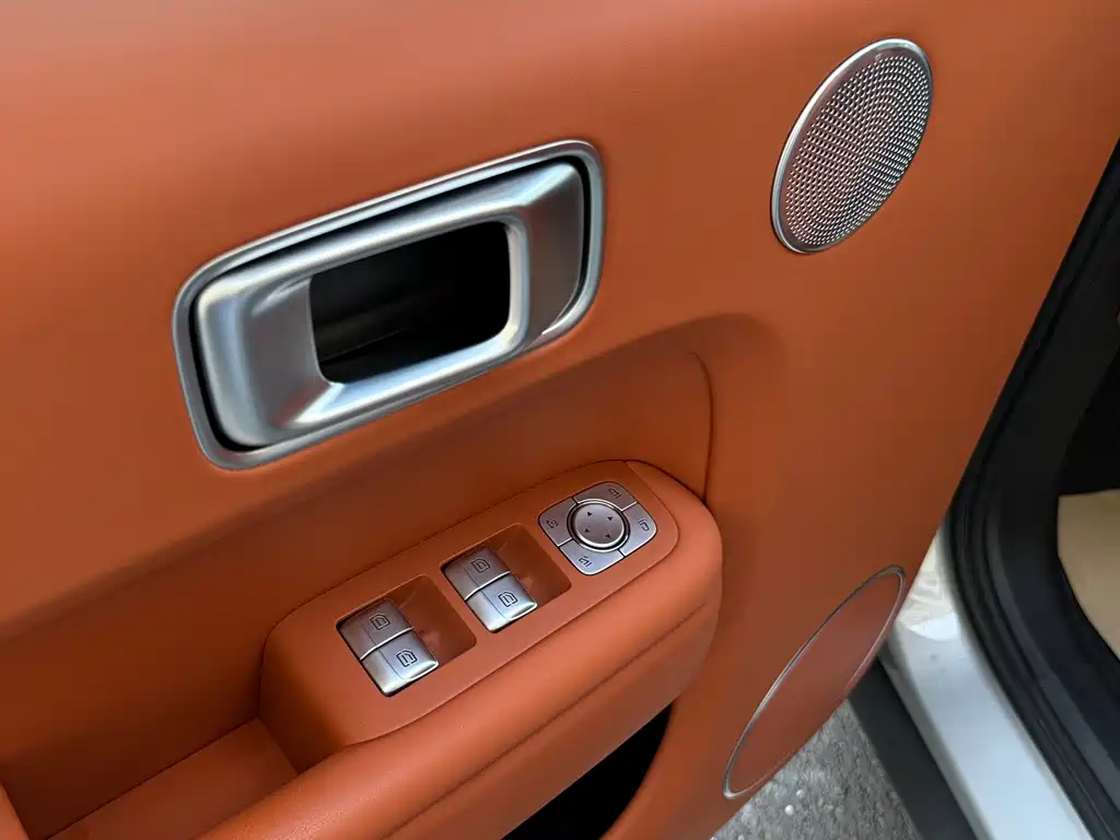 Li Auto Li L9 — миниатюра 16