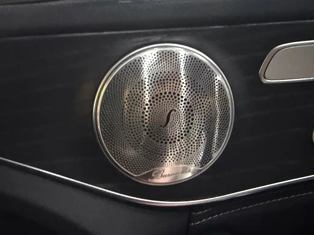 Mercedes-Benz C-Class — миниатюра 13