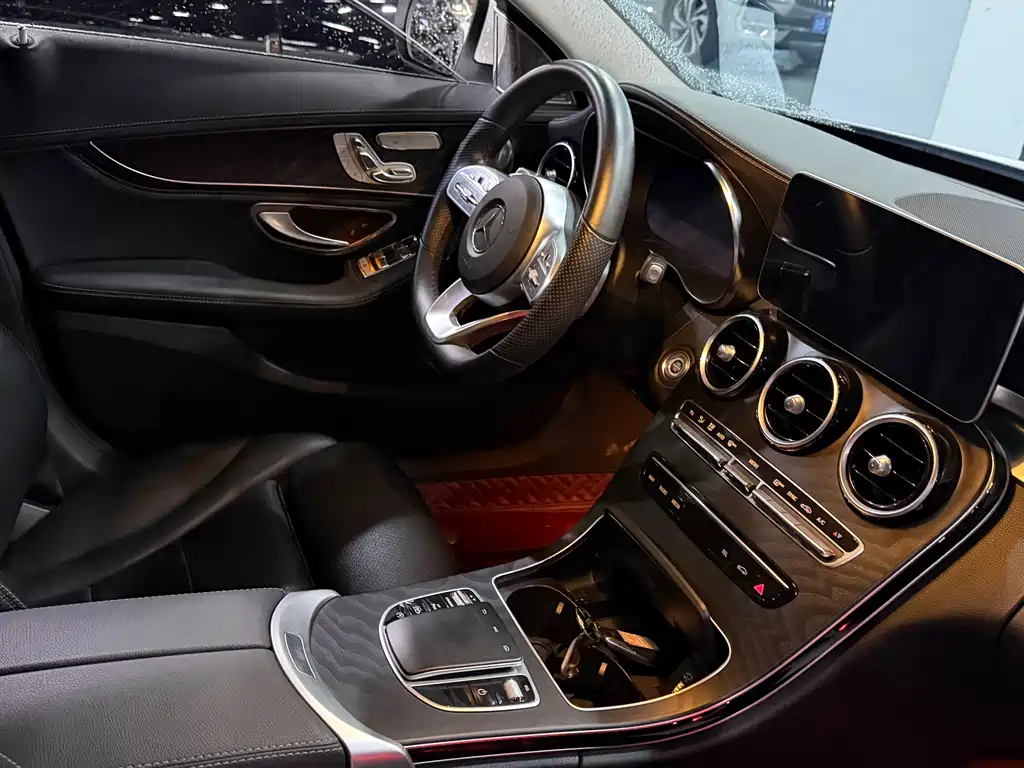 Mercedes-Benz C-Class — миниатюра 14