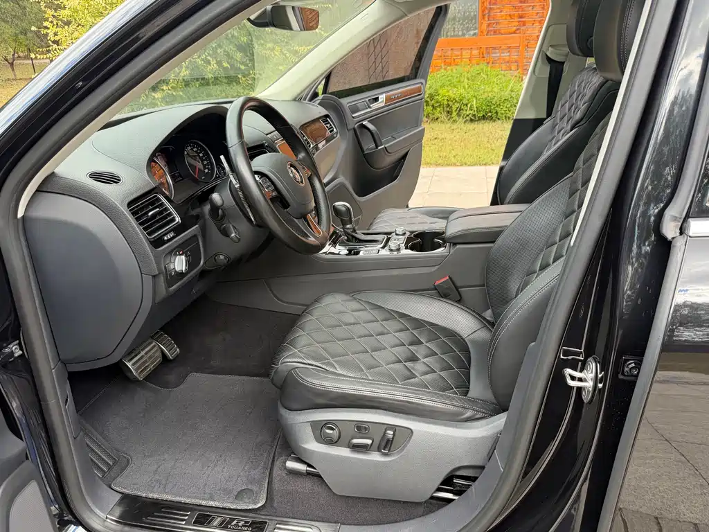 Volkswagen Touareg — миниатюра 4