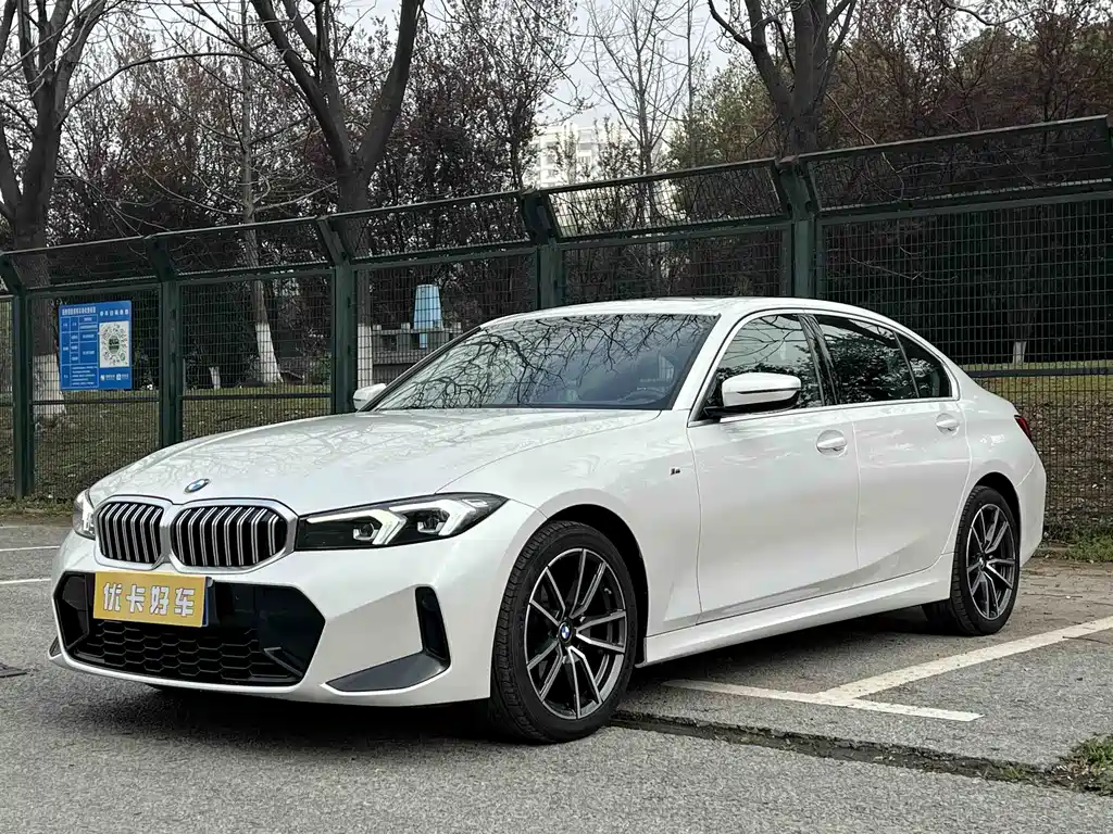 BMW 3 Series 2024
