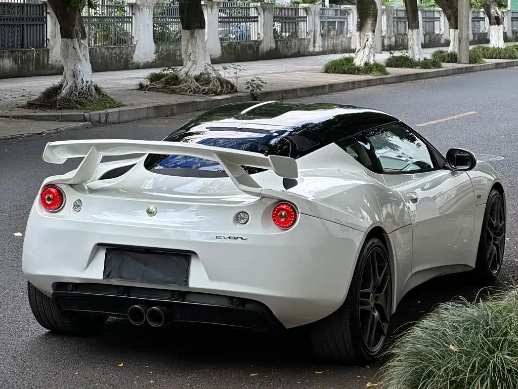 Lotus Evora — миниатюра 2