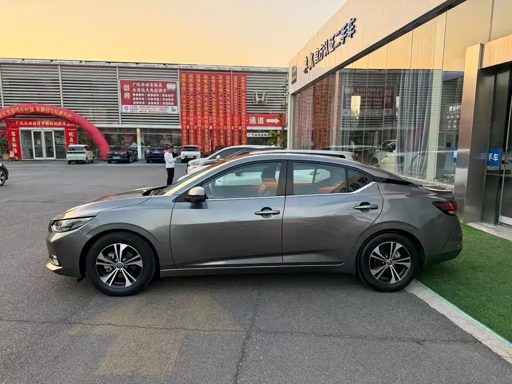 Nissan Sylphy — миниатюра 6