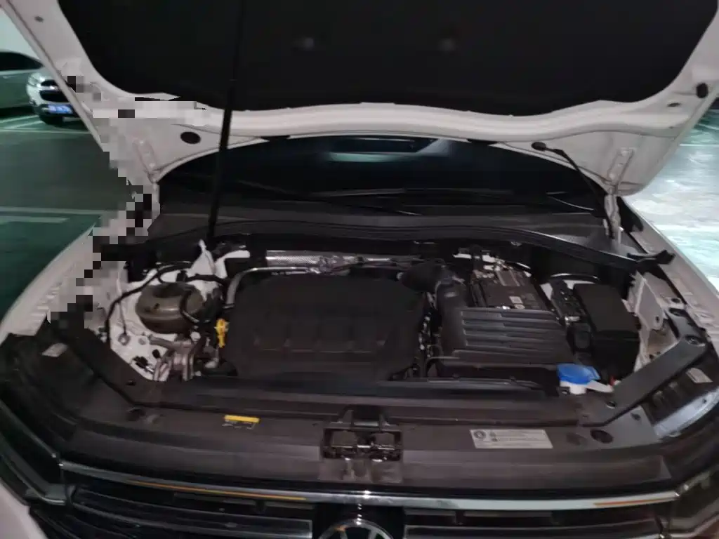 Volkswagen Tiguan L — миниатюра 16