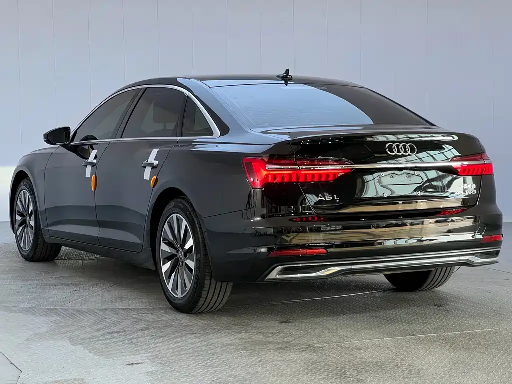 Audi A6L — миниатюра 25