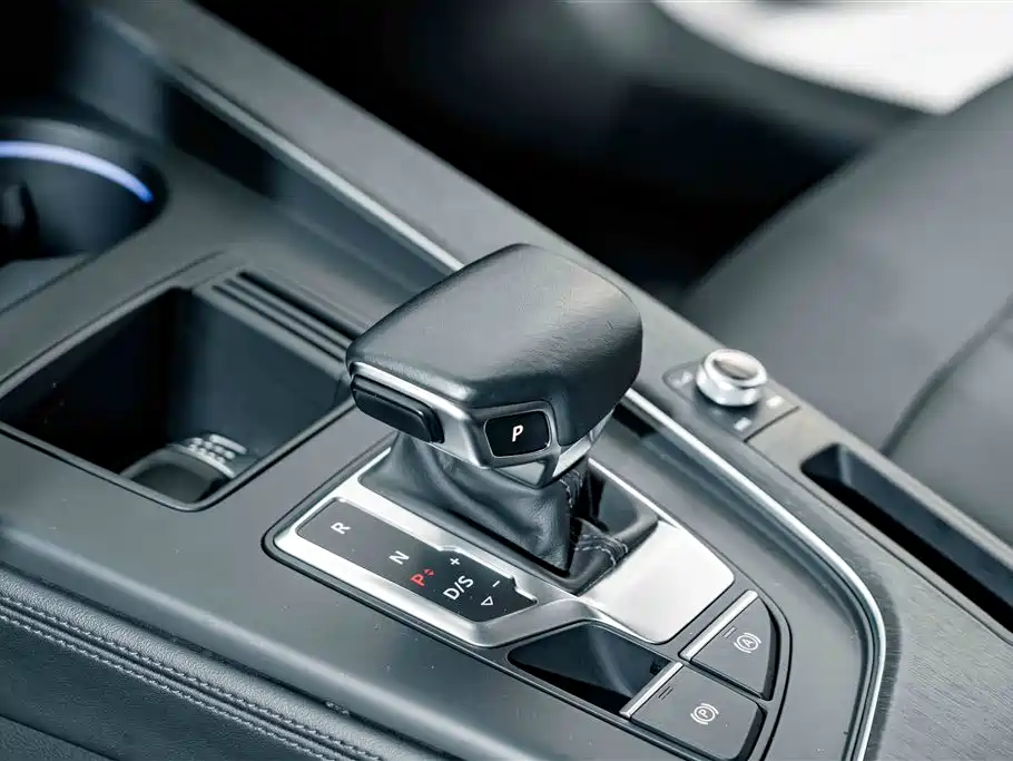 Audi A4L — миниатюра 15