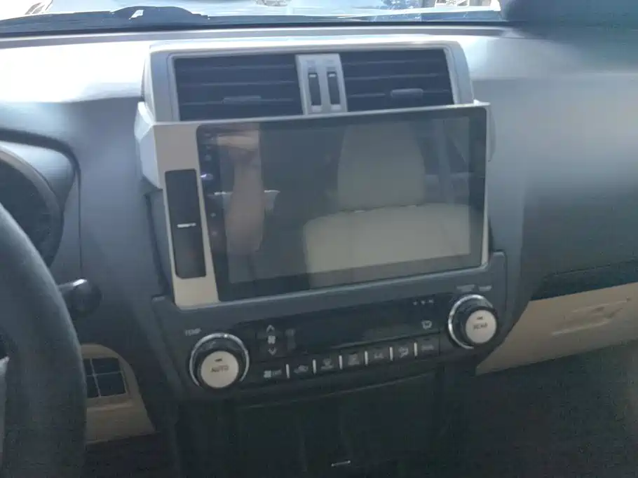 Toyota Prado (Import) — миниатюра 13
