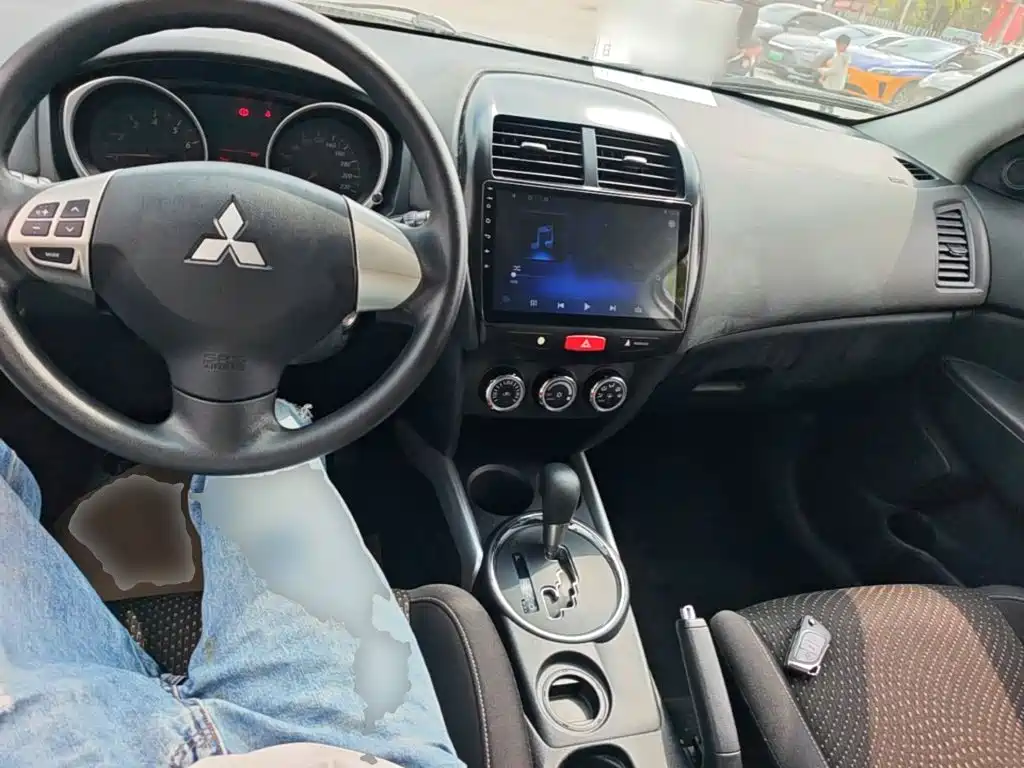 Mitsubishi ASX — миниатюра 10