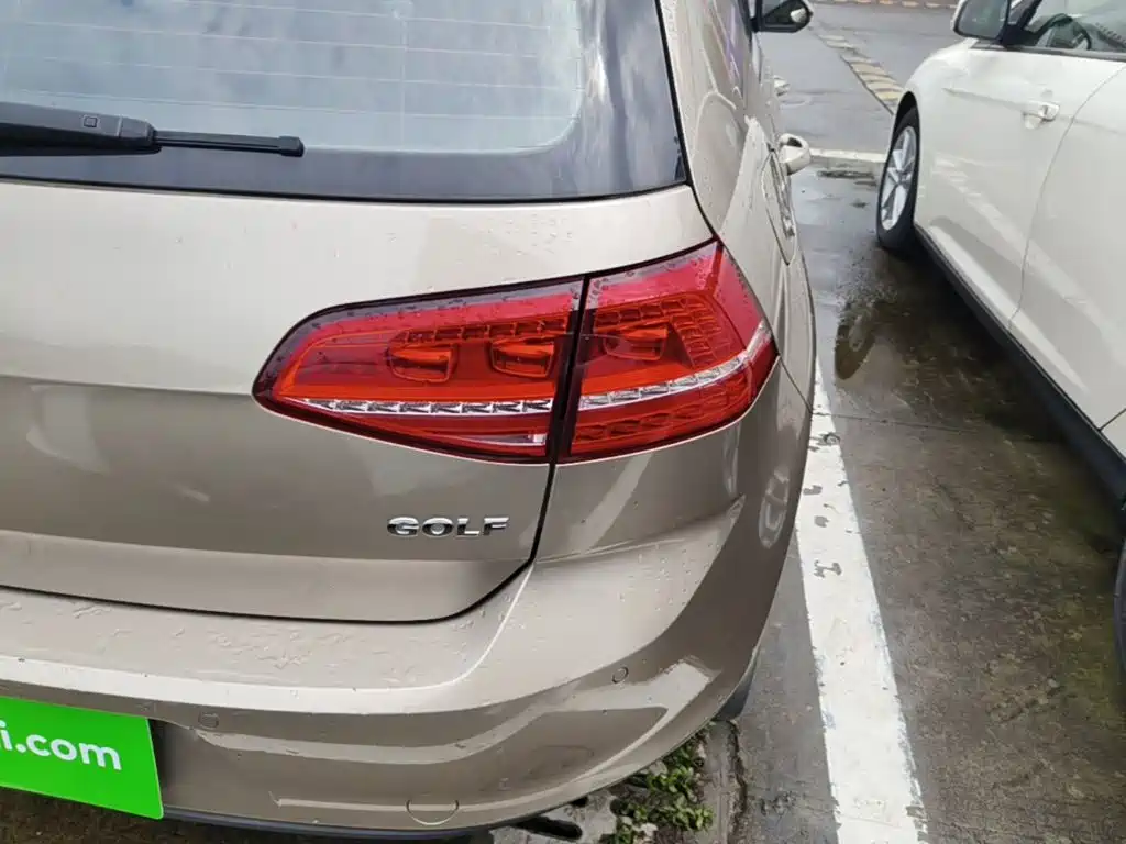 Volkswagen Golf — миниатюра 8