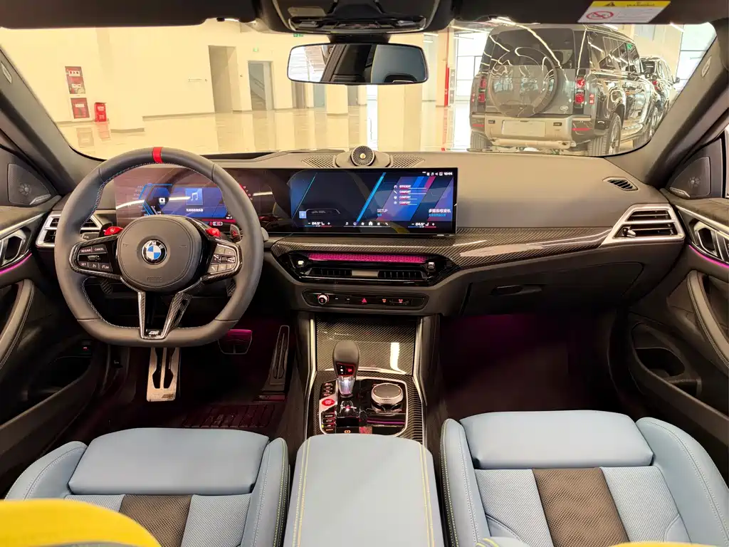 BMW M4 — миниатюра 12