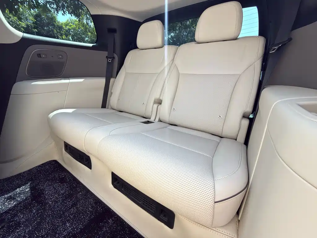 Li Auto Li i8 — миниатюра 13