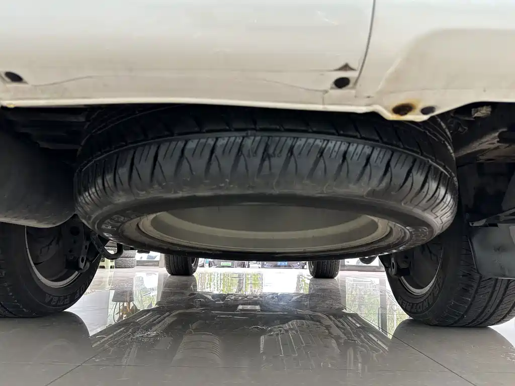 Lexus LX — миниатюра 32