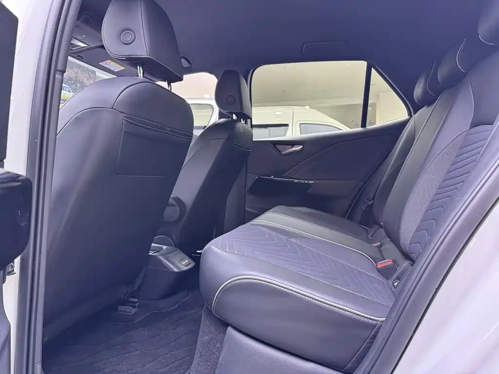 Volkswagen ID.3 — миниатюра 11