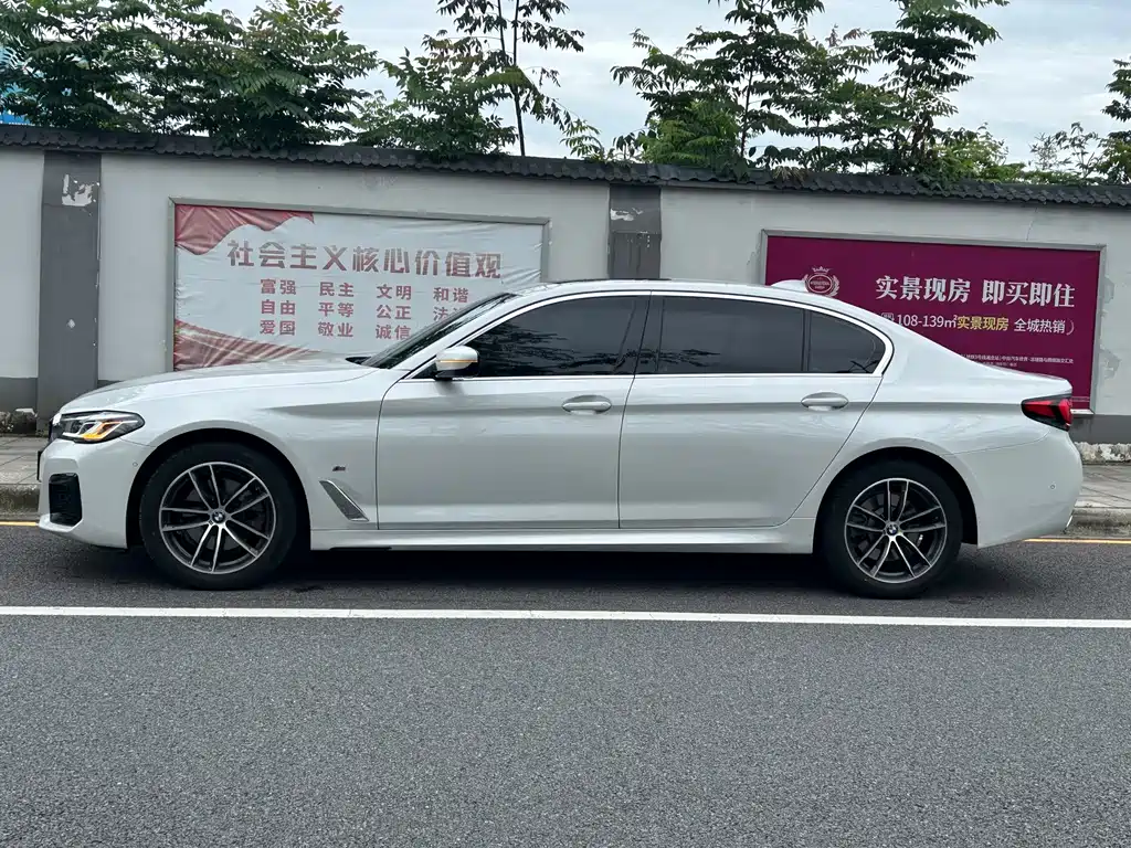 BMW 5 Series 5 2022 525Li M Sport