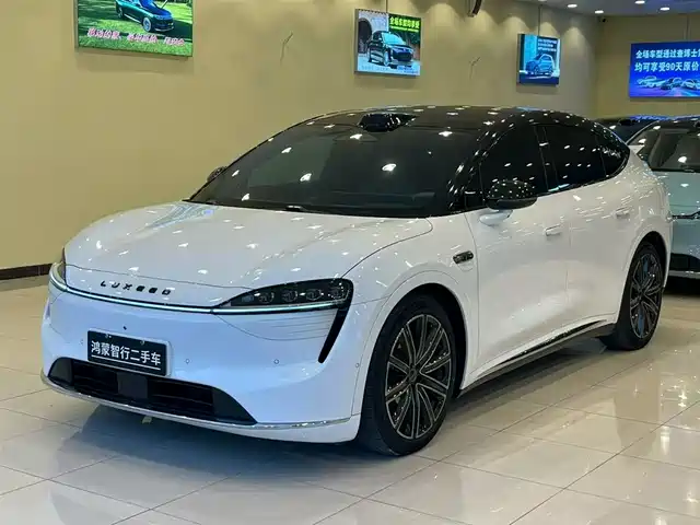 AITO WISDOM WORLD R7 2024