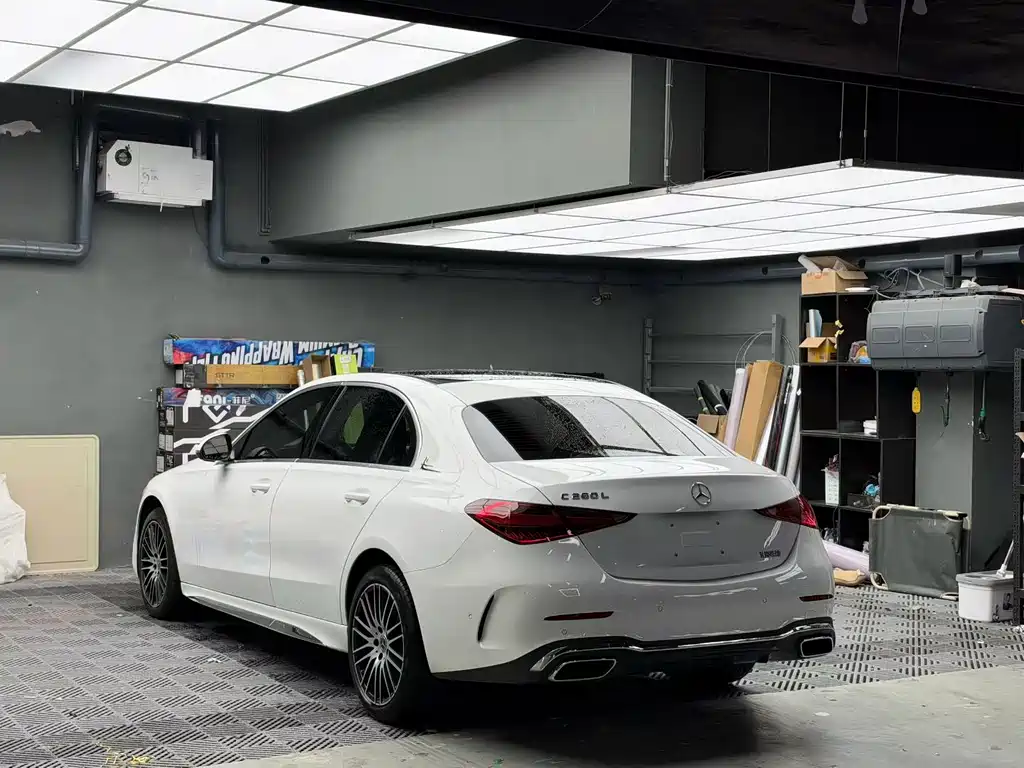 Mercedes-Benz C-Class — миниатюра 7