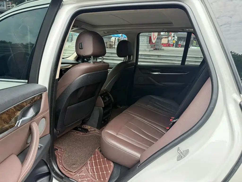 BMW X5 (Import) — миниатюра 7