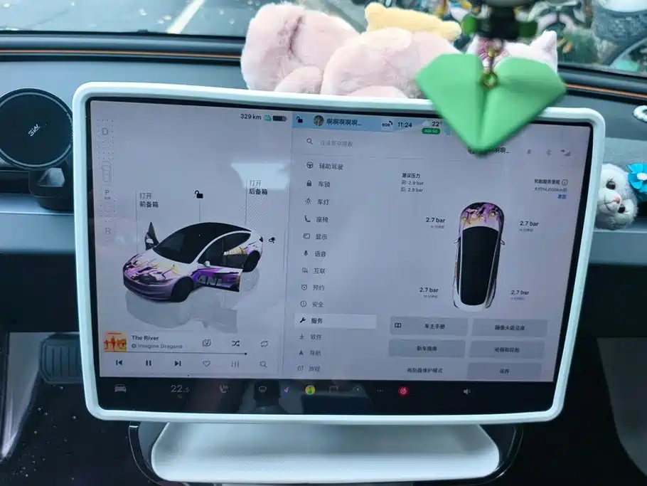 Tesla Model 3 — миниатюра 13