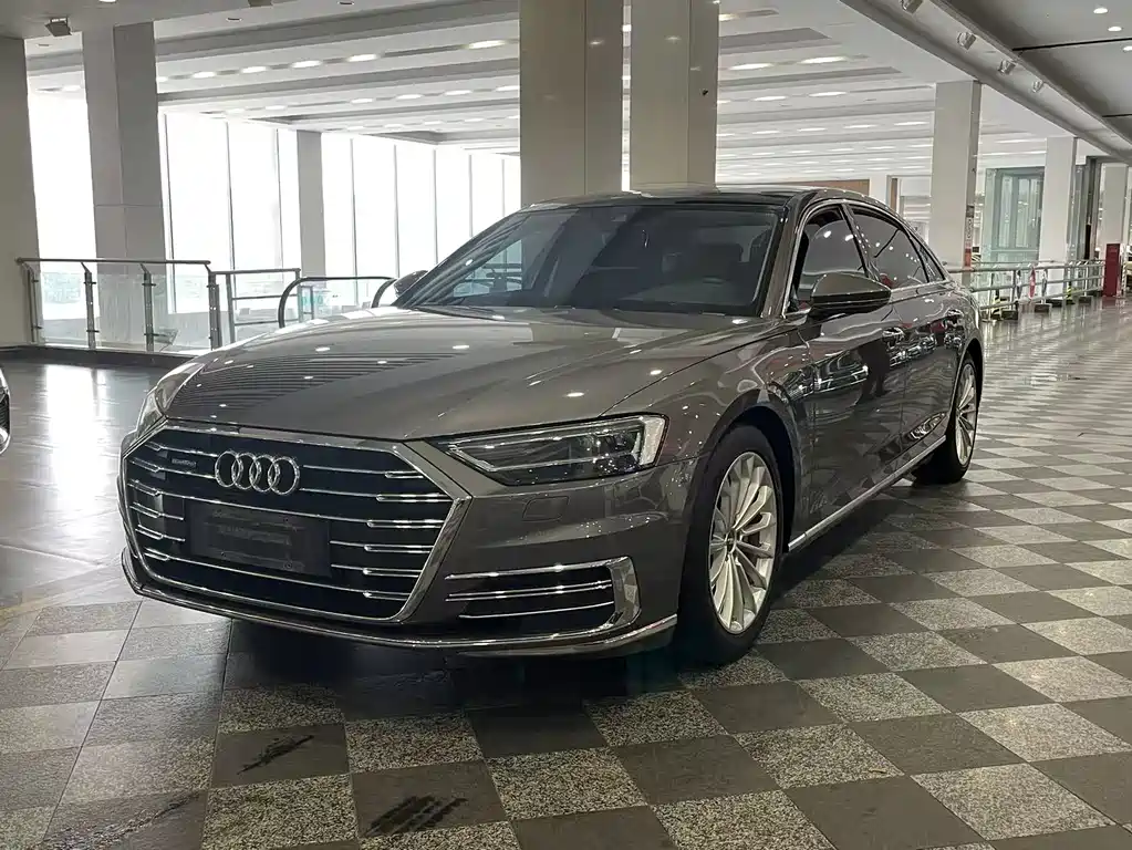 Audi A8 2021