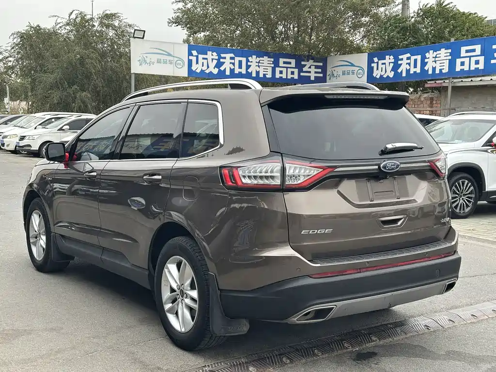 Ford Edge — миниатюра 9
