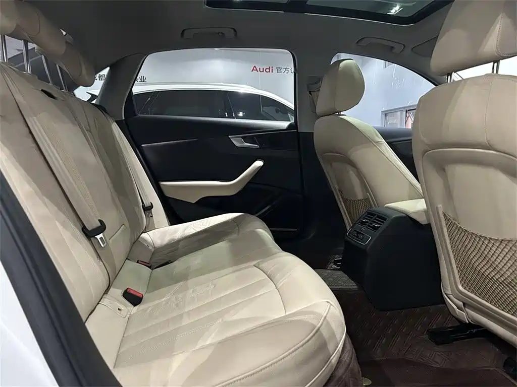 Audi A4L — миниатюра 7