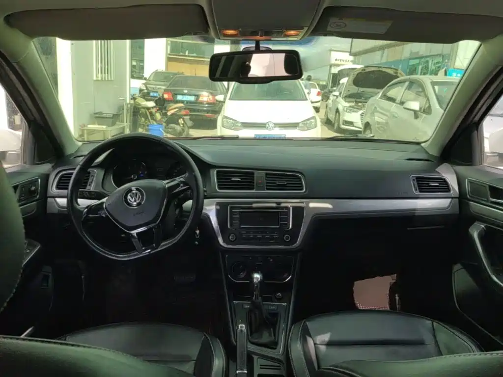 Volkswagen Lavida — миниатюра 10