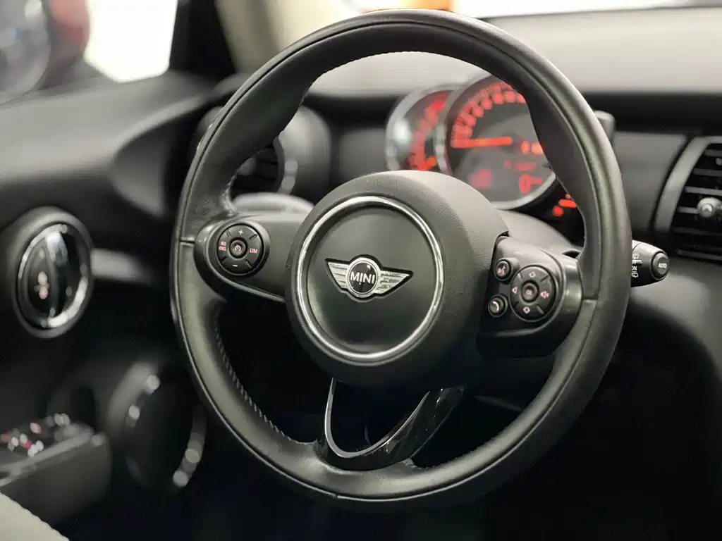 MINI Mini — миниатюра 9