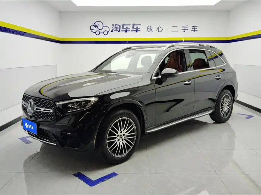 MERCEDES-BENZ GLC
