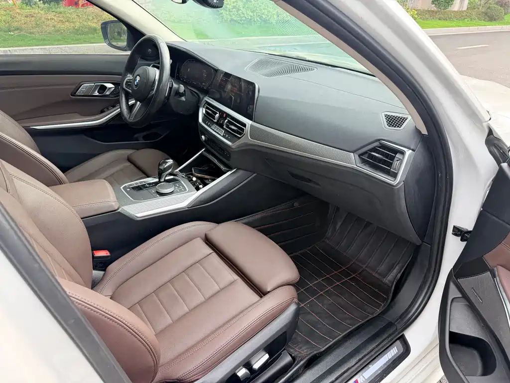 BMW 3 Series — миниатюра 7