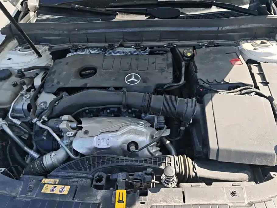 Mercedes-Benz GLB — миниатюра 10
