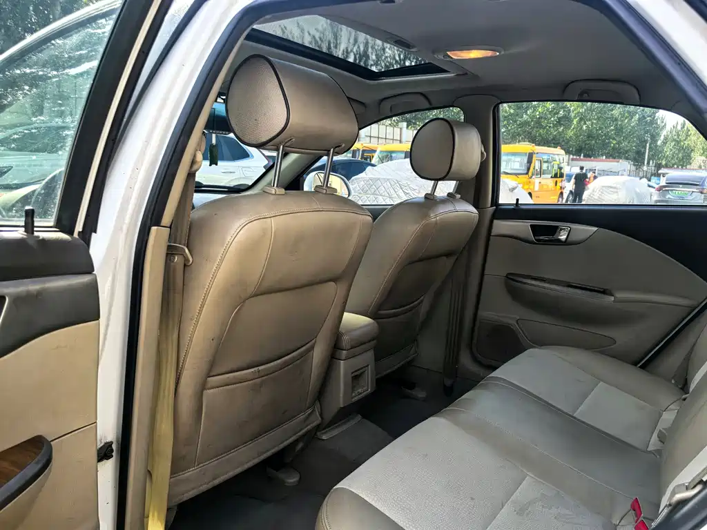 Buick Excelle — миниатюра 12