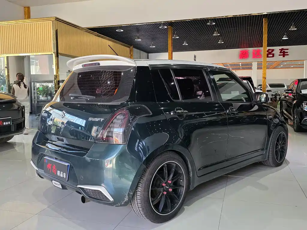Suzuki Swift — миниатюра 12