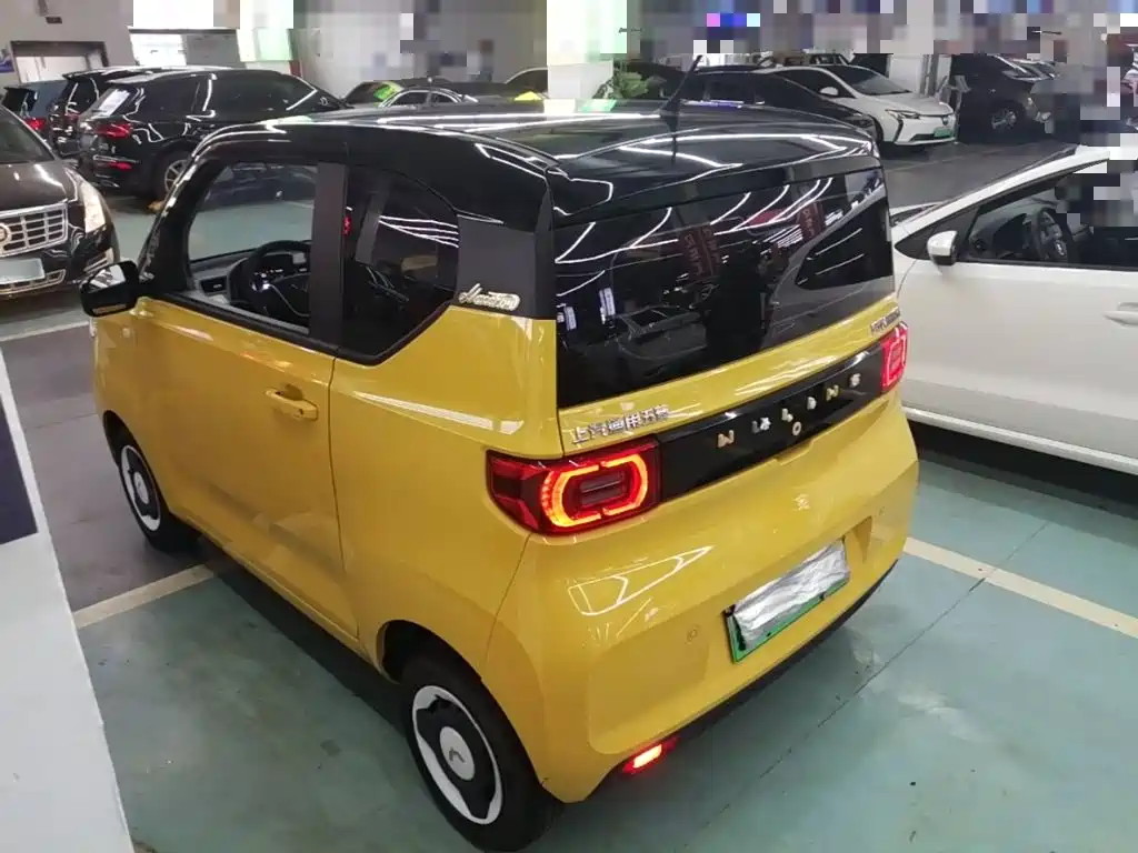 Wuling MINIEV — миниатюра 5