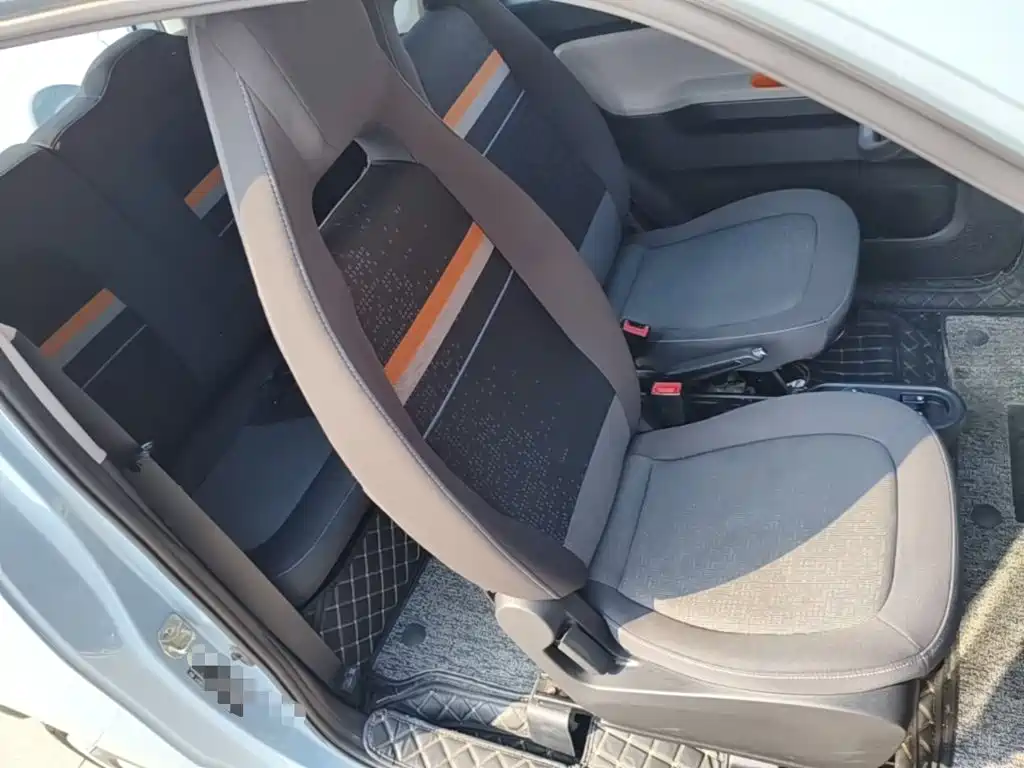 Wuling MINIEV — миниатюра 25