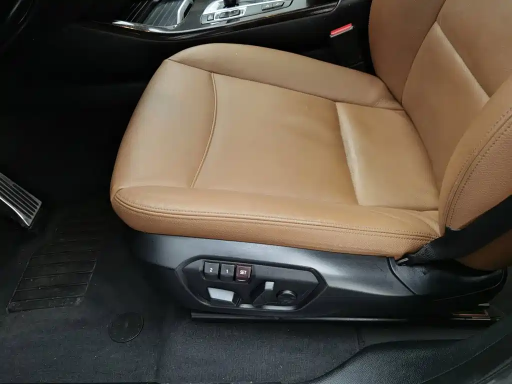 BMW X4 — миниатюра 20