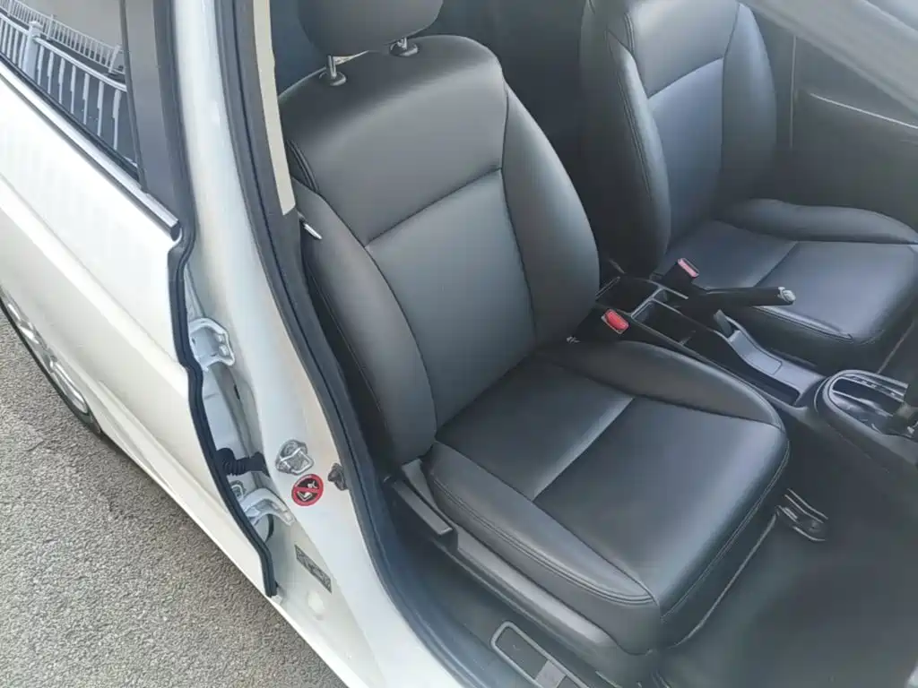 Honda Fit — миниатюра 25